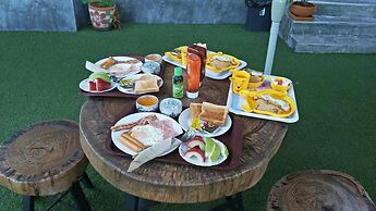 Stucco Loft Residency