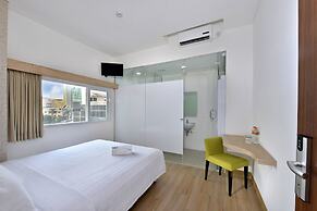 Whiz Hotel Falatehan Jakarta