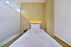 Whiz Hotel Falatehan Jakarta