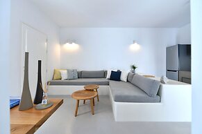 Thiro Villas Santorini