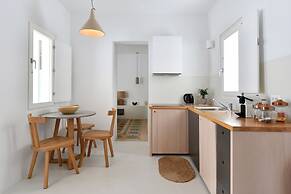 Thiro Villas Santorini