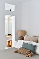 Thiro Villas Santorini