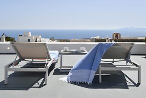 Thiro Villas Santorini