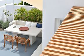 Thiro Villas Santorini