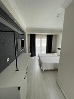 Cle Beach Boutique Hotel