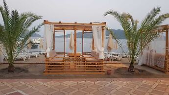 Cle Beach Boutique Hotel