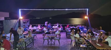 Cle Beach Boutique Hotel