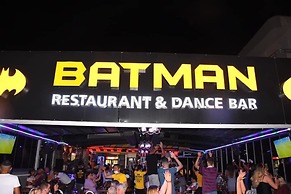 Cle Beach Boutique Hotel