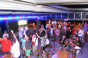 Cle Beach Boutique Hotel