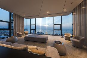 THE BASE Central Pattaya by UL