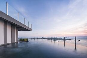 THE BASE Central Pattaya by UL
