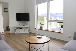 Miðhraun - Lava Resort