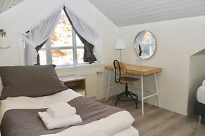 Miðhraun - Lava Resort