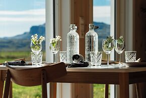 Miðhraun - Lava Resort