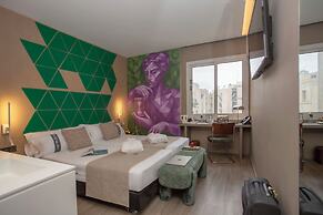 Casual Kubic Athens Hotel
