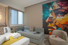 Casual Kubic Athens Hotel