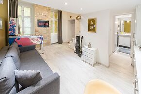 happy home Budapest JOY