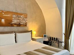 Chiaia Suites