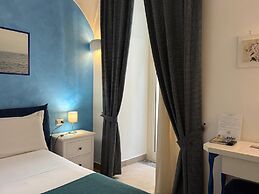 Chiaia Suites