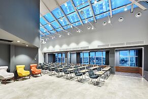 Park Inn by Radisson Kyiv Troyitska