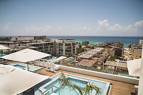 The Reef 28 Hotel & Spa - Luxury Adults Only - All Suites - With Optio