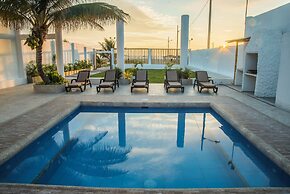 Hotel La Ría Playas