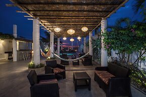 Hotel La Ría Playas