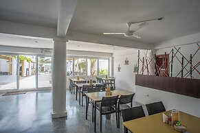 Hotel La Ría Playas