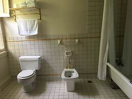 Spread Eagle Tavern and Inn