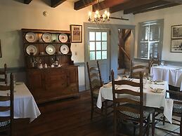 Spread Eagle Tavern and Inn