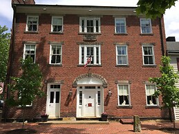 Spread Eagle Tavern and Inn