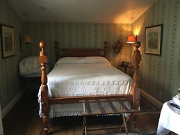 Spread Eagle Tavern and Inn