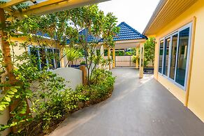 Platinum 3 bedrooms villa pool garden