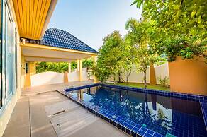 Platinum 3 bedrooms villa pool garden