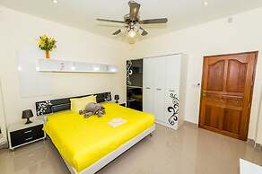 Platinum 3 bedrooms villa pool garden