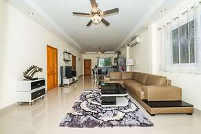 Platinum 3 bedrooms villa pool garden