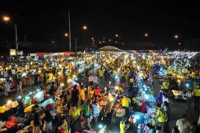 Leelawadee Resotel Raminthra 23