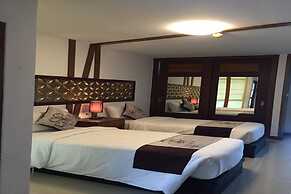 Leelawadee Resotel Raminthra 23