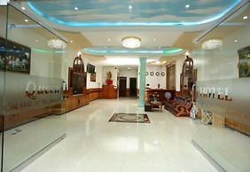 Queen Hotel Nha Trang