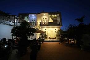 Basil Homestay and Hostel