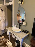 The Dutchess Inn and Spa at Beacon