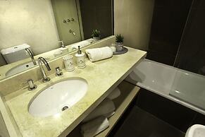 Salguero Apart By Zafiro