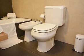 Salguero Apart By Zafiro