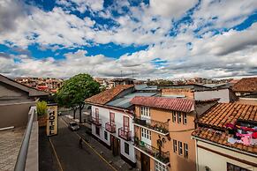 San Rocke House Hotel