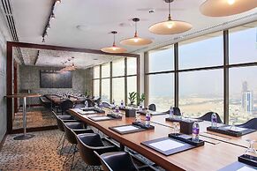 Mercure Suites Dubai Barsha Heights