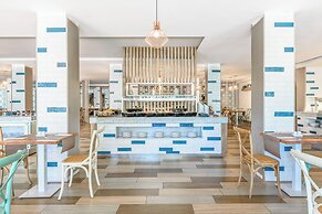 FERGUS Cactus Garden