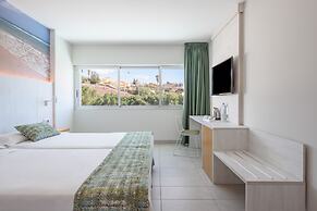 FERGUS Cactus Garden