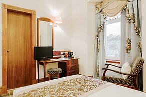 Muthu Alexandra Hotel