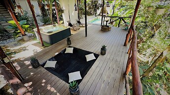 Canaima Chill House