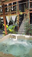 Canaima Chill House